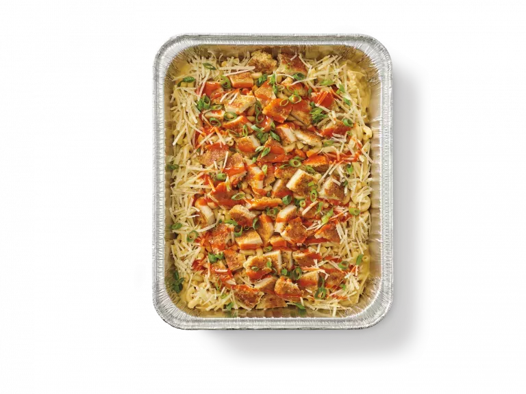 Catering BUFFALO CHICKEN MAC WITH PARMESAN-CRUSTED CHICKEN